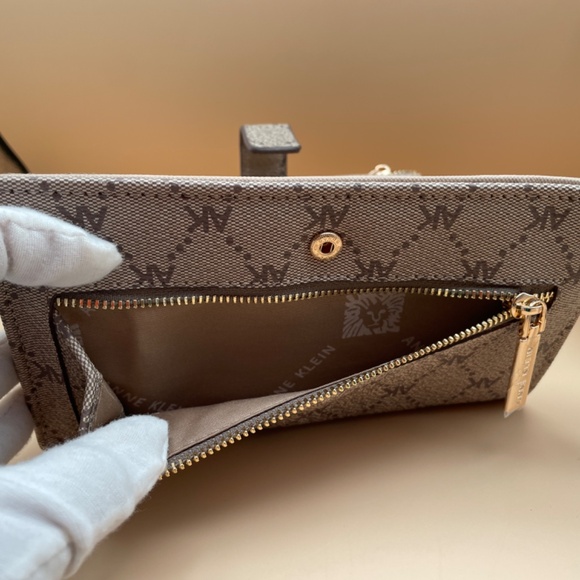 Anne Klein Logo Wristlet, Sesame Color, Full-Sized Wallet NWT - Picture 5 of 14